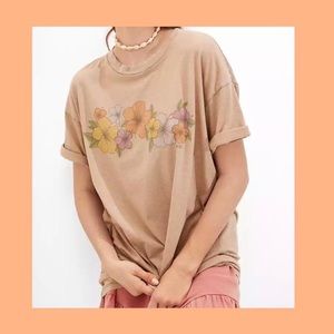 American Eagle Maui T-Shirt